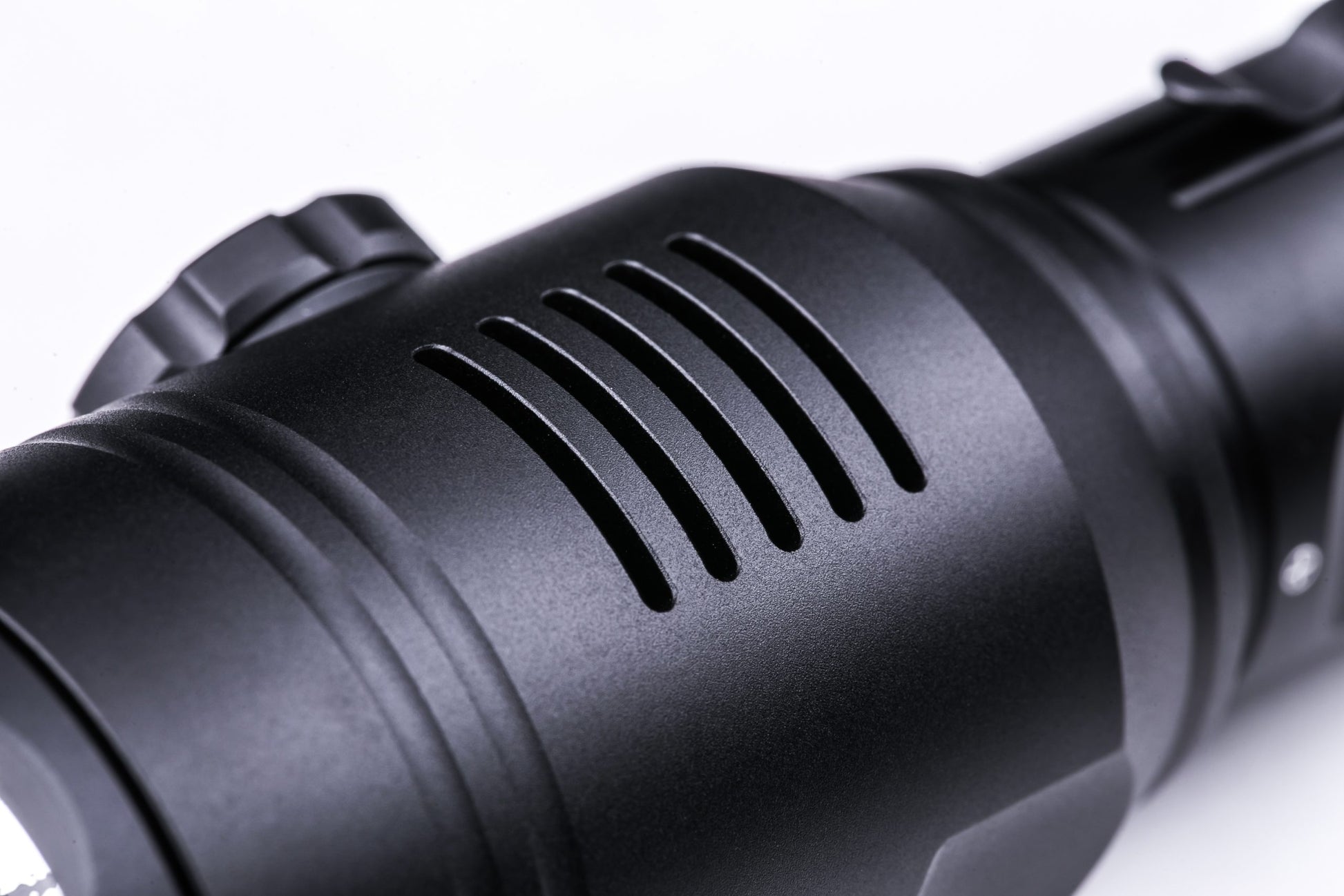 Nextorch Hunting Set Rechargeable Torch, Multi Colour, White/Green/Red LED, 5 Modes Per Colour - NXT53HUNTINGSET image 5